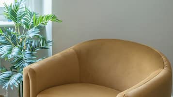 Comfort-íbúð - borgarsýn | Ókeypis þráðlaus nettenging, rúmföt