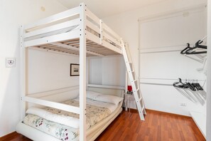 Wi-fi (inkludert) og sengetøy