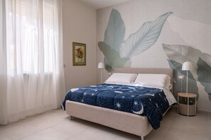 Iron/ironing board, free WiFi, bed sheets - Casa Mimmo with Garden by Wonderful Italy (Siracusa)