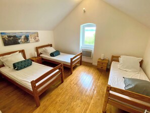 2 Schlafzimmer, Bügeleisen/Bügelbrett, WLAN