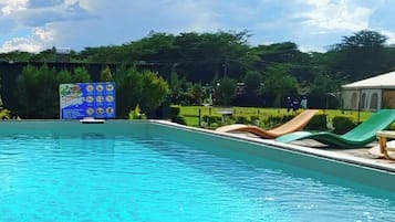 Outdoor pool