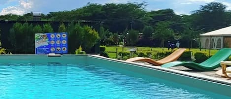 Alberca al aire libre