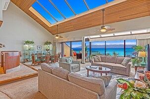 Condo, 1 Bedroom | Living area | Smart TV