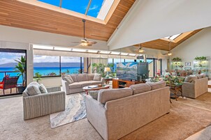 Condo, 1 Bedroom | Living area | Smart TV