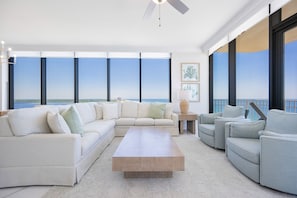 Living area - Phoenix Gulf Shores Ii 1805 2 Bedroom Condo (Gulf Shores)