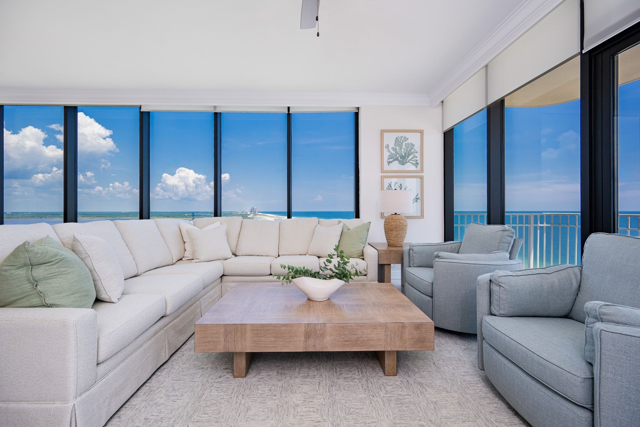 Condo, 4 Bedrooms | Living area