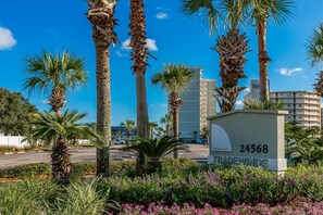 Condo, 1 Bedroom | Property grounds
