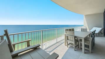 Condo, 3 Bedrooms | Outdoor dining