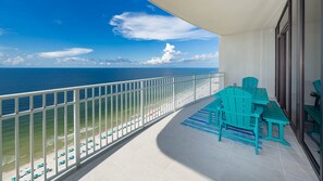 Condo, 4 Bedrooms | Outdoor dining