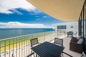 Condo, 4 Bedrooms | Outdoor dining - Phoenix Gulf Shores Ii 1901 4 Bedroom Condo (Gulf Shores)