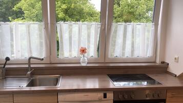 Mikrowelle, Ofen, Herdplatte, GeschirrspĂŒler