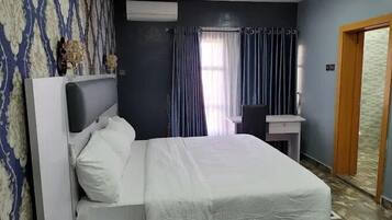 Chambre Économique, balcon, vue ville
