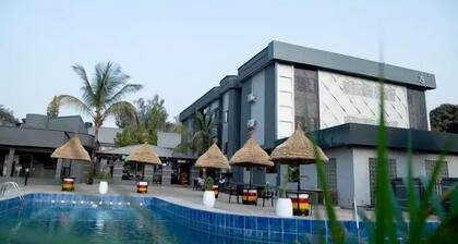 Lamonde Hotels by Somewhere