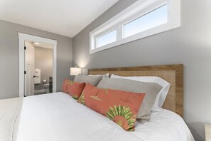 Appartamento, balcone, vista giardino | Ferro/asse da stiro, Wi-Fi gratuito