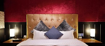 Tainan Wei Feng Motel