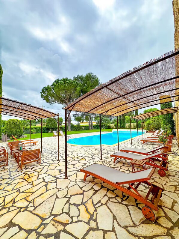 Piscine extérieure