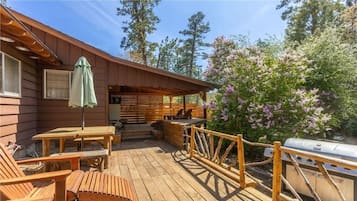 Kabin Eksekutif, 2 kamar tidur, hot tub, pemandangan gunung | Pemandangan dari kamar