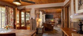 Hot Tub Near Lake Kellys Kottage