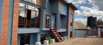 Tremendous lodge/guest house with WiFi in vibrant Kigalinear airport
