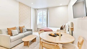 Room - Studio climatisé & confortable – Paris 17 (Paris)