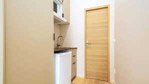 Unclassified image, 5 of 14, button - Appartement climatisé décoré avec goût - Paris 17 (Paris)