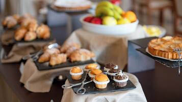 Gratis morgenmadsbuffet hver dag