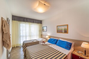 1 habitación y ropa de cama 