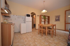 Dining - Gorgeous Vacation Apartment in Bibione Pineda (Bibione Pineda)