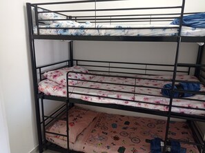 2 bedrooms, iron/ironing board, WiFi, bed sheets