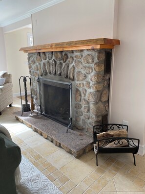 Interior - Marshfront Retreat; Kayak from Backyard to Onset (Wareham)