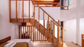 1 chambre, coffres-forts dans les chambres, bureau