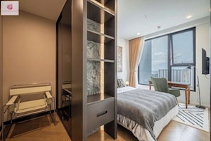 Luxury Apartment, 2 Bedrooms, City View