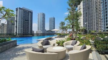 Rooftop pool