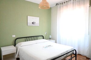 2 bedrooms - P067 – Porto Recanati, Charming One-Bedroom Apartment with Parking Space (Porto Recanati)