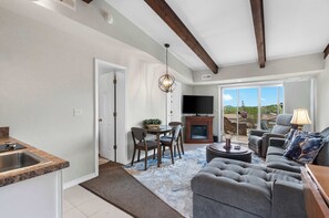 Condo, Multiple Beds, Patio (Little Dipper) | Living area