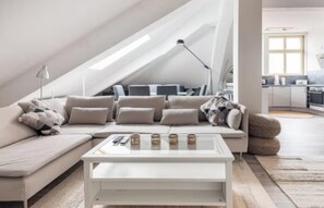 TV connectée, table de tennis de table