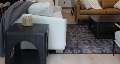 Scenic 3-bedroom Aframe with WiFi and AC on Three Lakes Chain