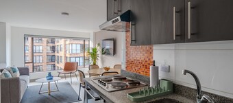 Sophisticated 3BR @Financial Zone near the G Zone