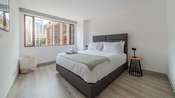2 chambres, fer et planche à repasser, draps fournis