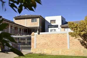 Exterior - Hotel Costa Limay (Plottier)