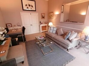 Smart TV - Welcome to this unforgettable getaway in the heart of London's Westminster. (London)