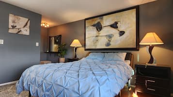 2 bedrooms, iron/ironing board, free WiFi, bed sheets