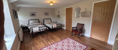 2 bedrooms, individually decorated, individually furnished, free WiFi