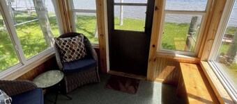 Cozy Cottage on Indian Lake with Dock and A/C