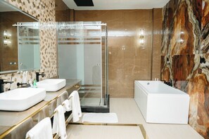 Luxury Studio, Balcony, City View | Bathroom - Gerwill Hotel  (Dodoma)