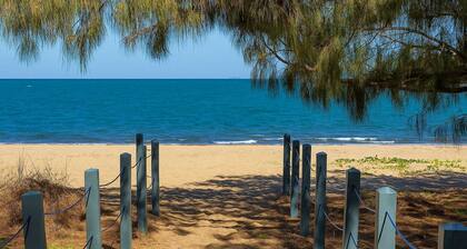 Perfection in Pallarenda With Pool & Studio Apt