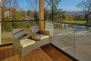 Property grounds - Two bedroom, One Bath condo| Sevierville| Sleeps 4 (Sevierville)