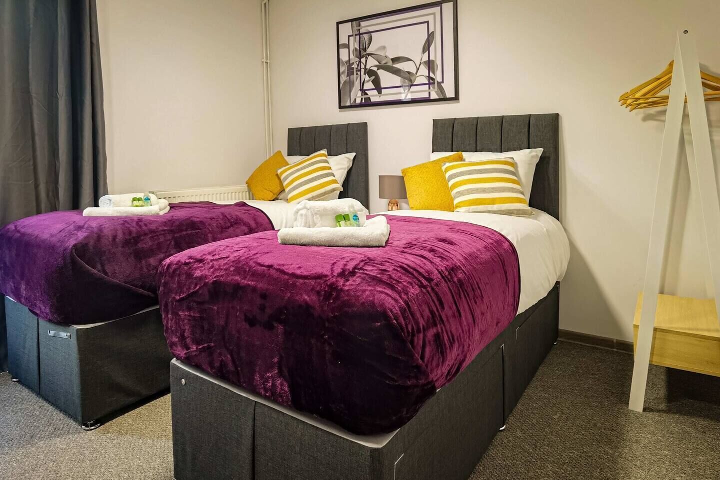 4 chambres, fer et planche à repasser, Wi-Fi gratuit, draps fournis
