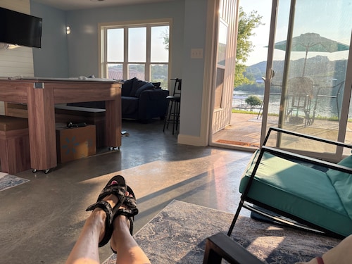 Lakefront Cherokee Lake Peaceful Brand New!