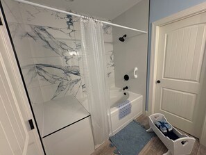 Toallas y papel de baño